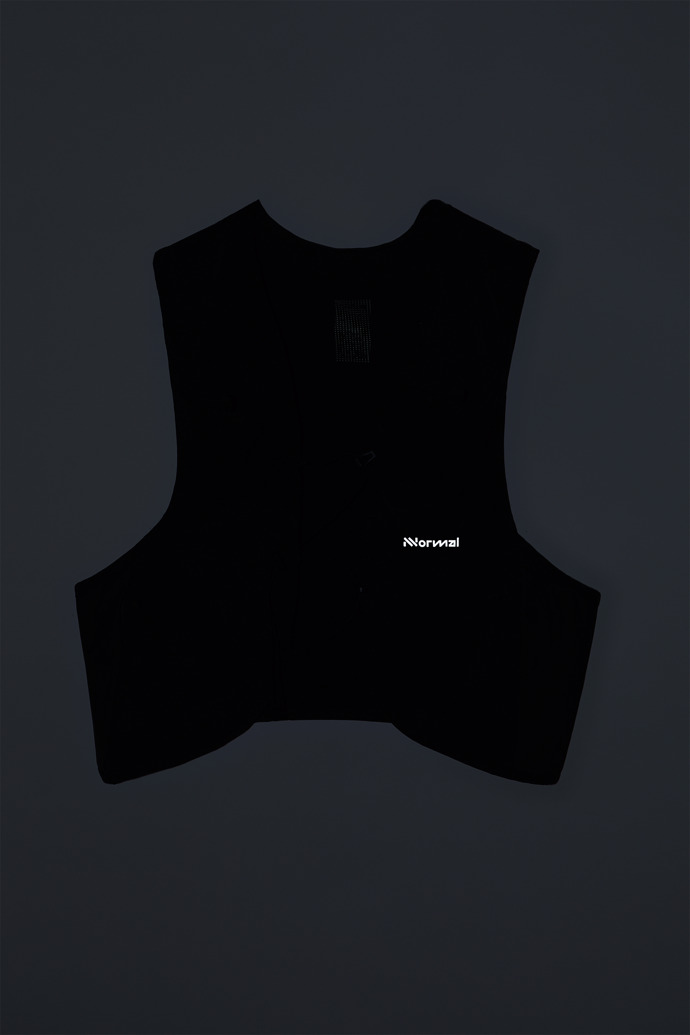 Race Vest 5L Black race vest for men