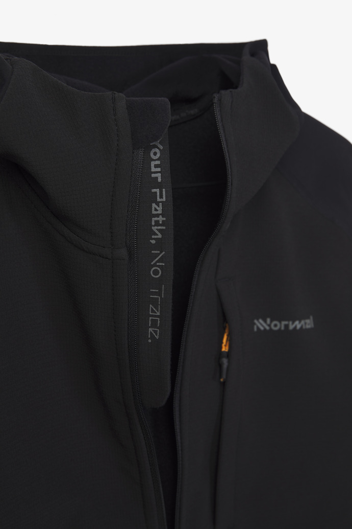 Women's Active Warm Jacket Svart-Black Women's black light active warm jacket